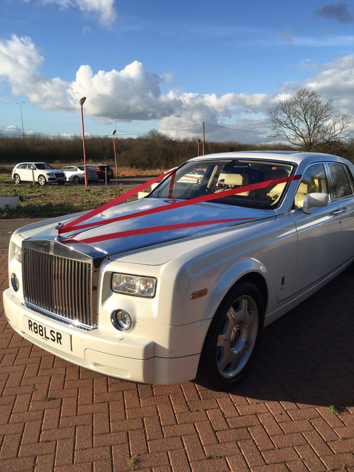 How is Wedding Car Hire Important?