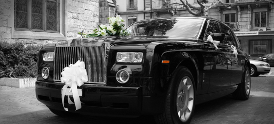 Things to consider while booking a wedding car